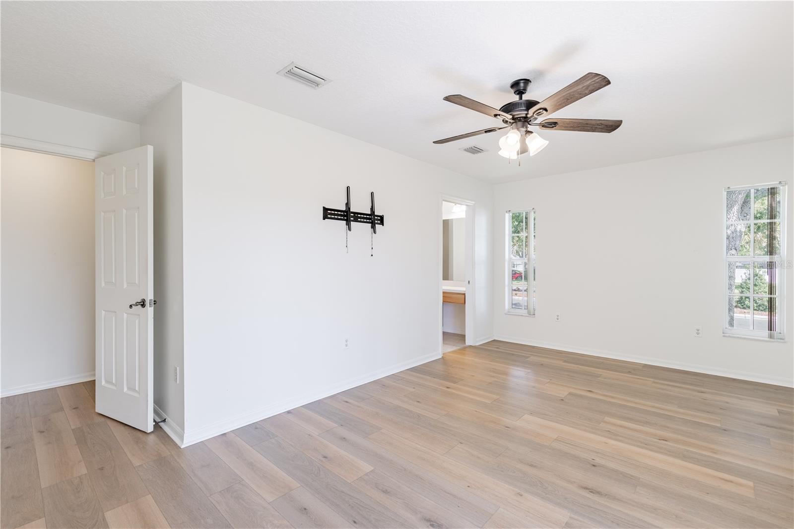 3353 ABACO DR, TAVARES, FL — photo 58