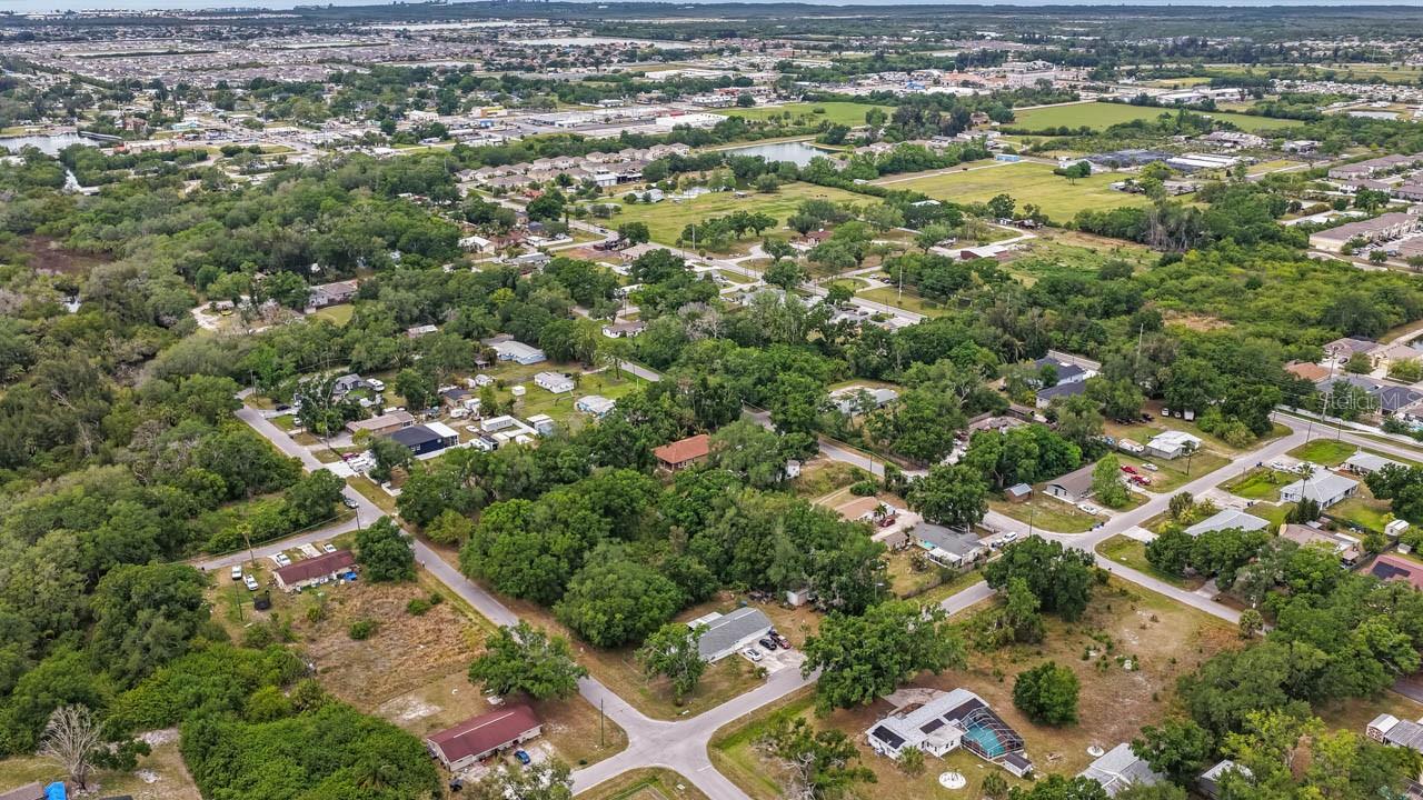 704 1ST AVE NE, RUSKIN, FL — photo 9