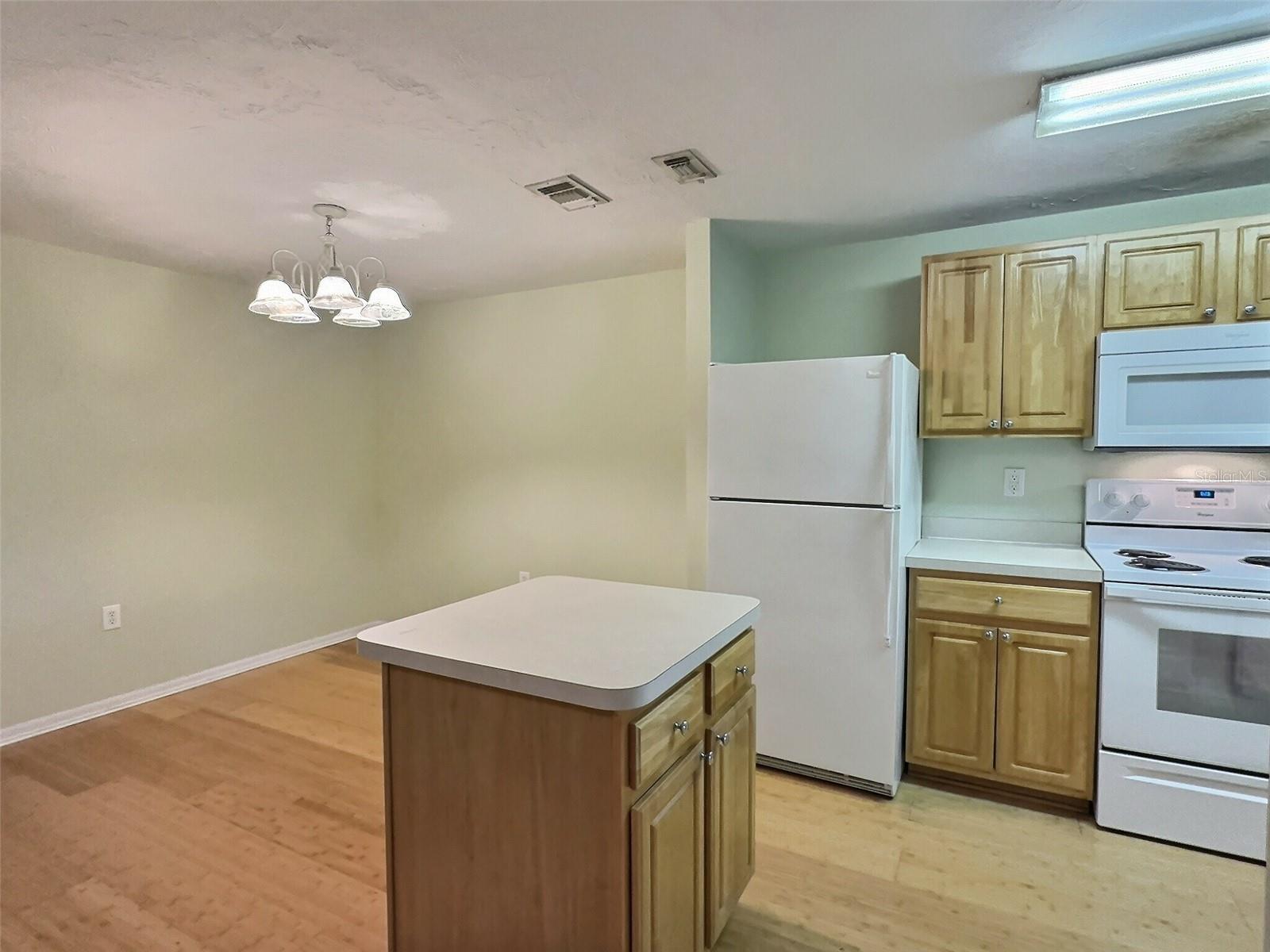 4751 TRAVINI CIR #4-105, SARASOTA, FL — photo 29