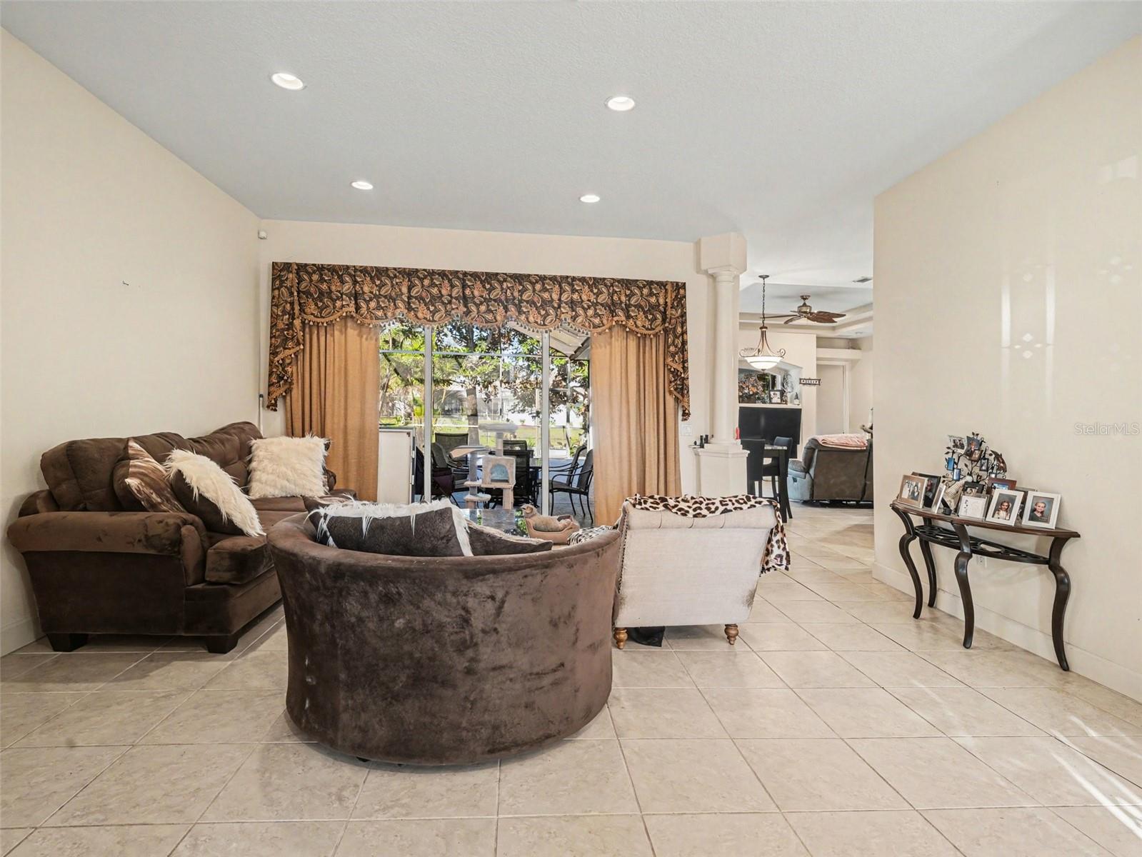 13950 WOOD DUCK CIR, LAKEWOOD RANCH, FL — photo 4