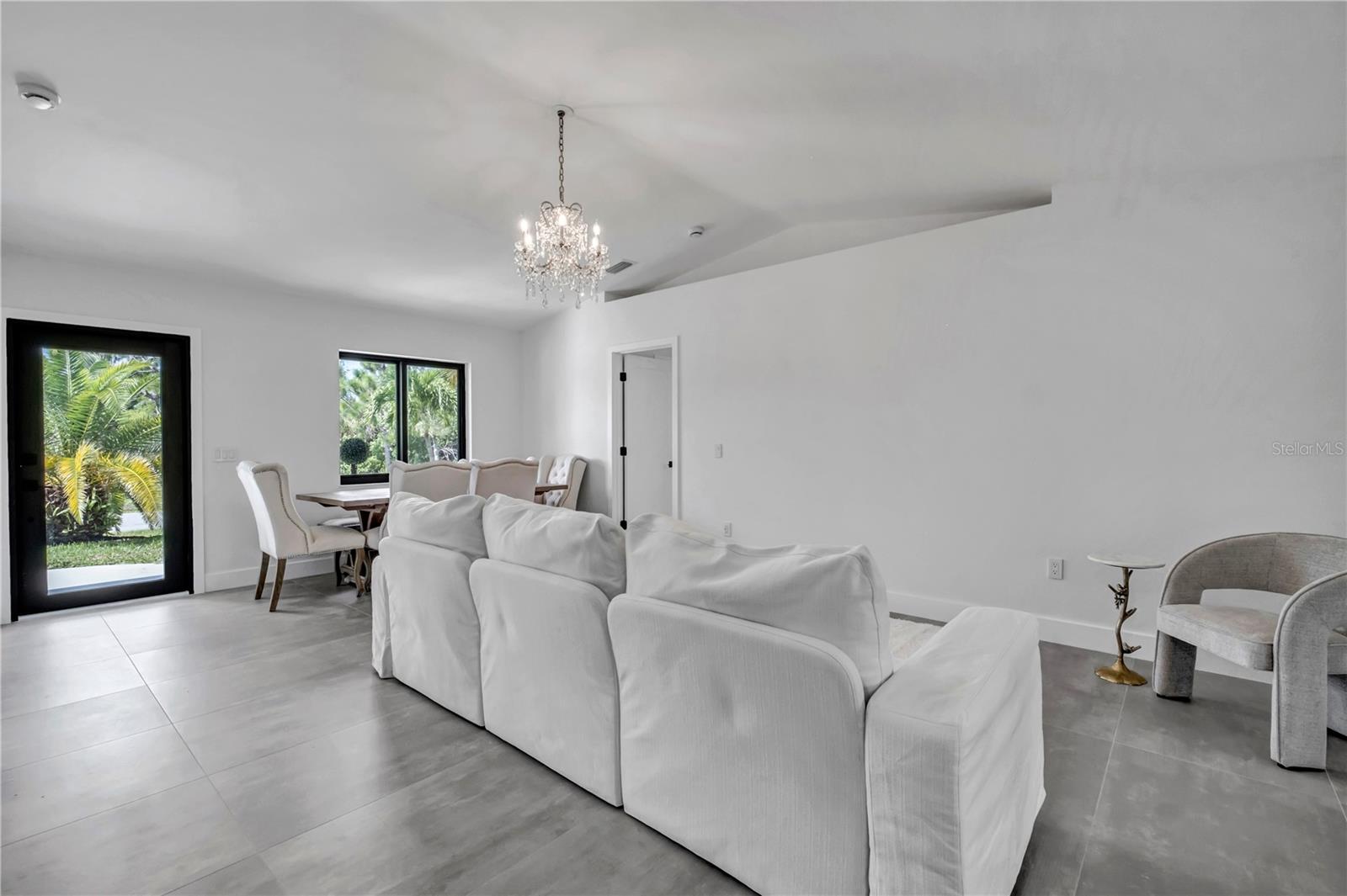 15180 LYNEBURG AVE, PORT CHARLOTTE, FL — photo 44