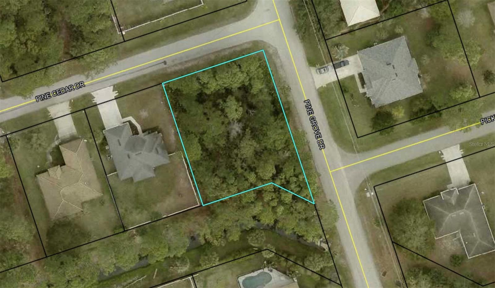 60 PINE CEDAR DR, PALM COAST, FL