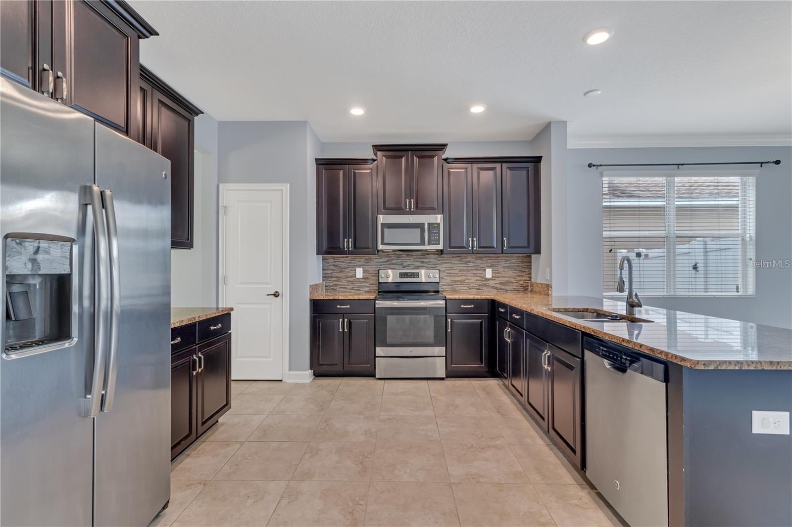 9892 PECAN HICKORY WAY, ORLANDO, FL — photo 4