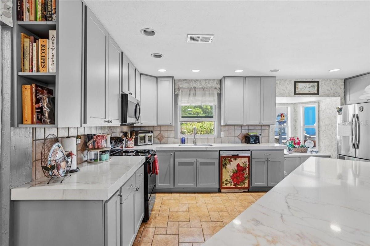 8386 AUSTIN RD, MELROSE, FL — photo 23