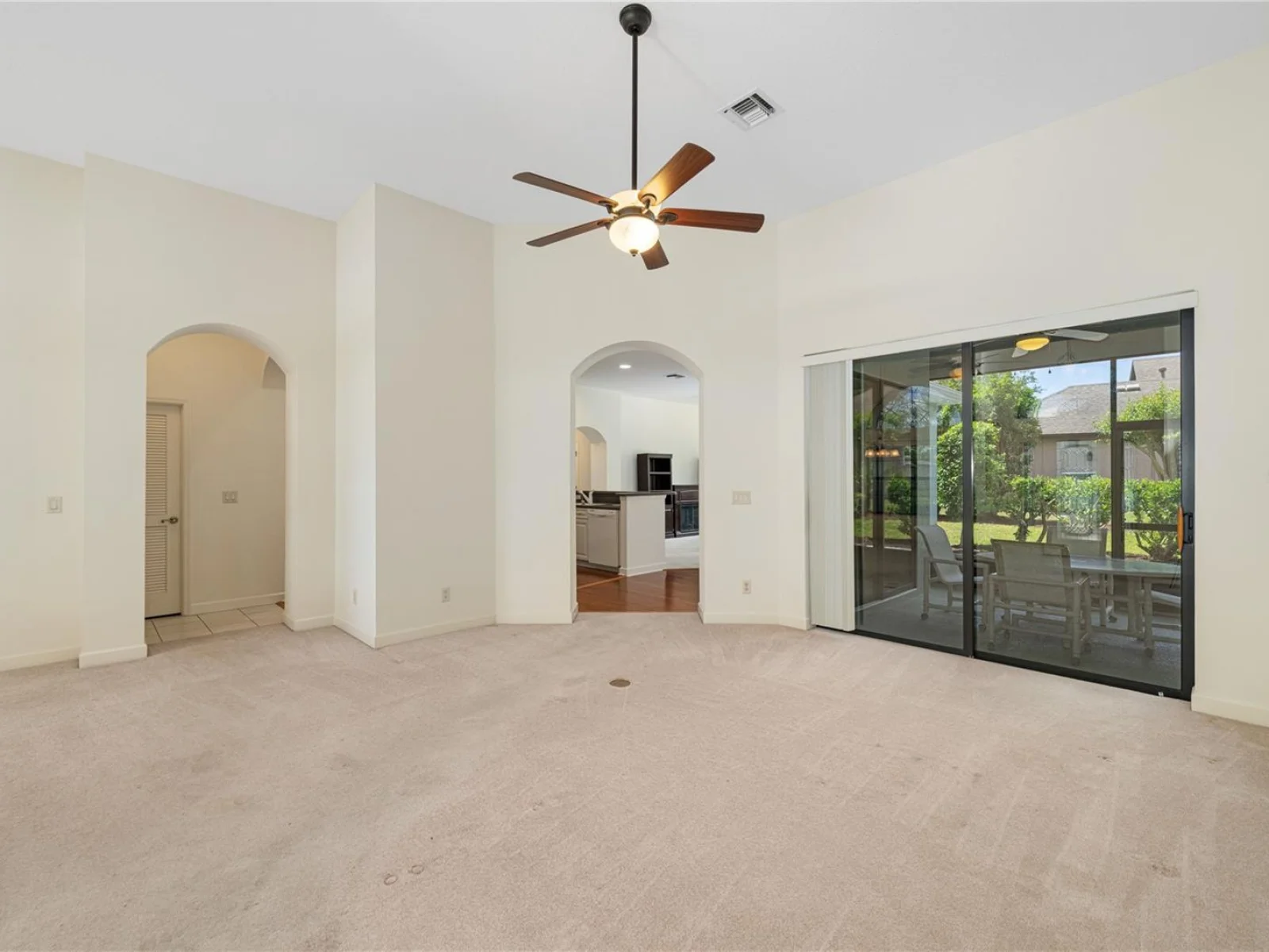 8061 WATERBURY WAY, MOUNT DORA, FL — photo 17