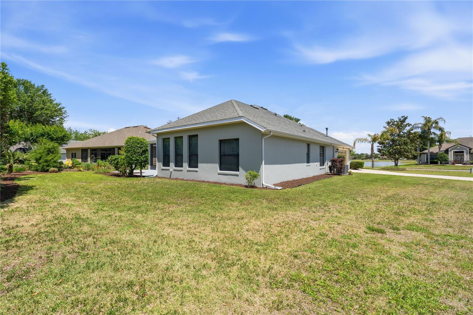 8061 WATERBURY WAY, MOUNT DORA, FL — photo 91