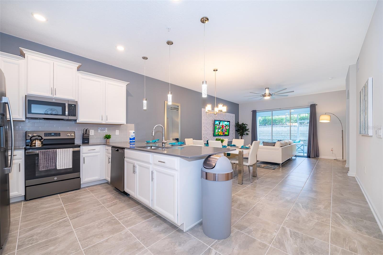 8899 CABOT CLIFFS DR #102, DAVENPORT, FL — photo 11