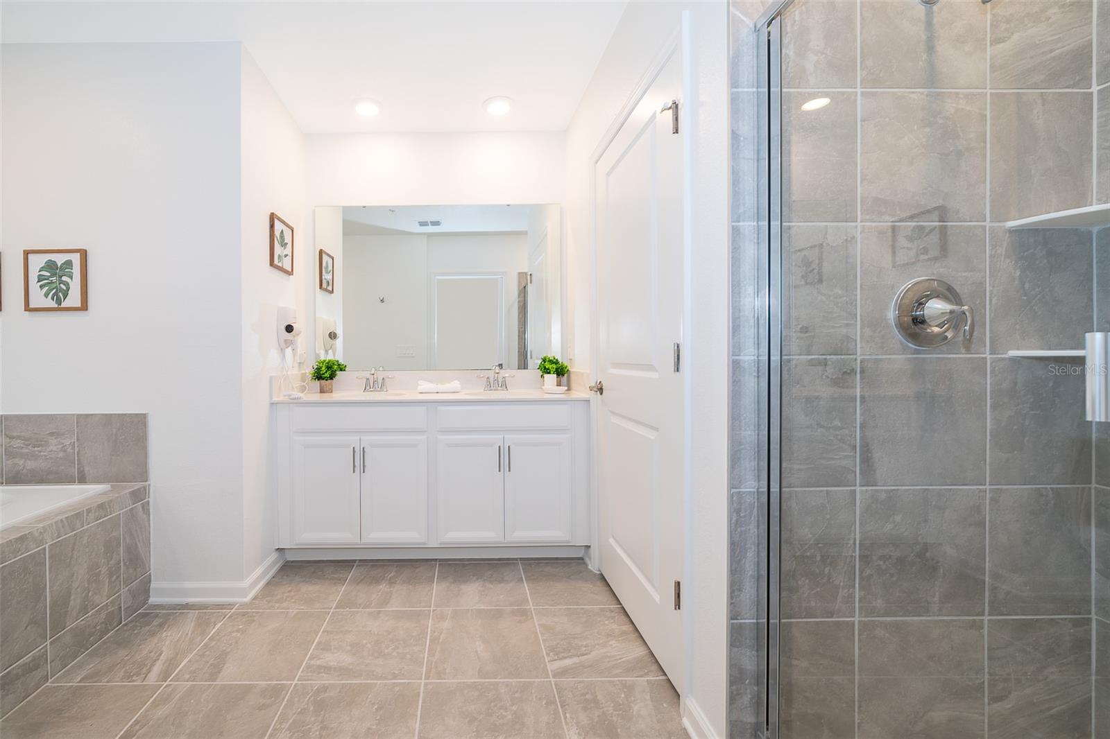 8899 CABOT CLIFFS DR #102, DAVENPORT, FL — photo 15
