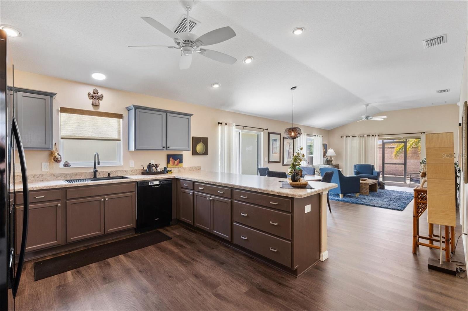 2464 NELLIE RD, THE VILLAGES, FL — photo 5