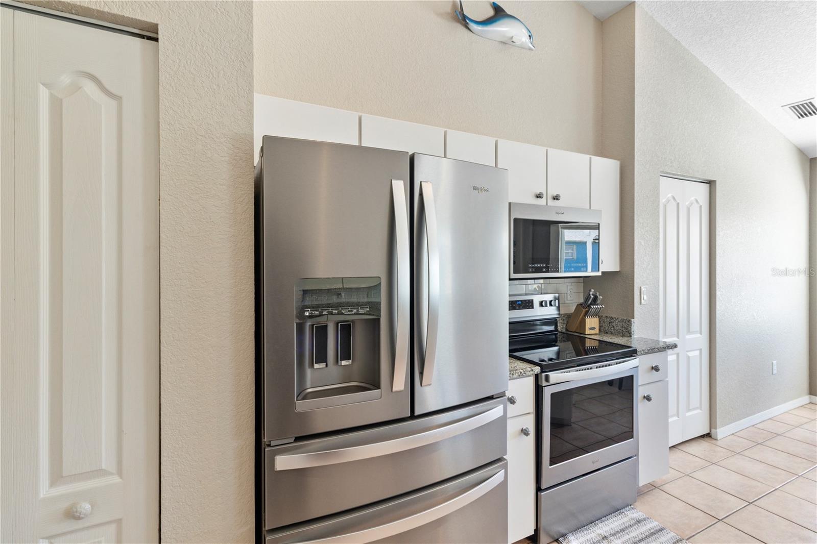 54 MEDALIST PL, ROTONDA WEST, FL — photo 17