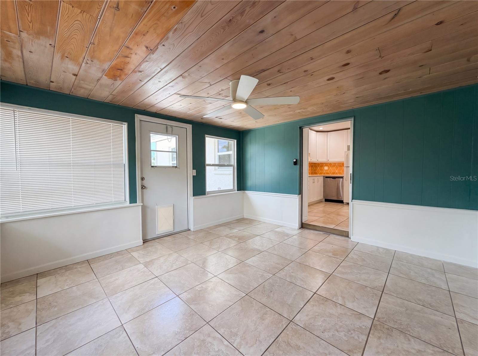 829 E 4TH ST, ENGLEWOOD, FL — photo 21