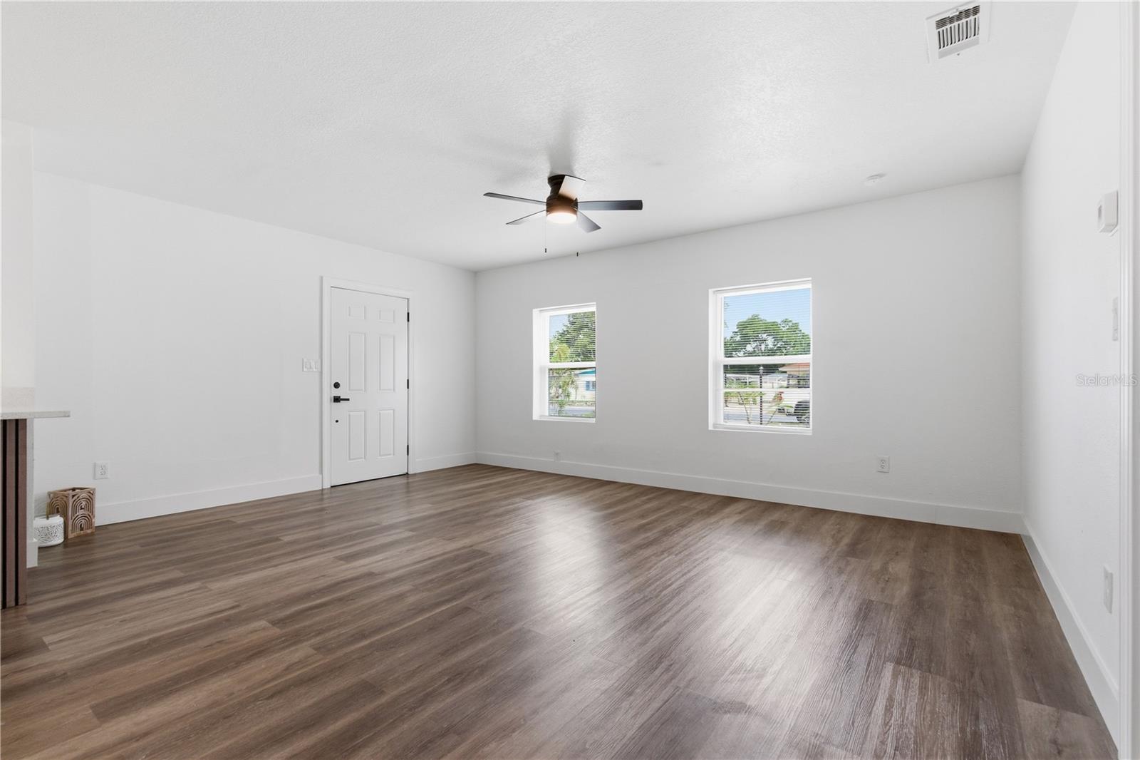 923 1ST AVE NW, LARGO, FL — photo 27