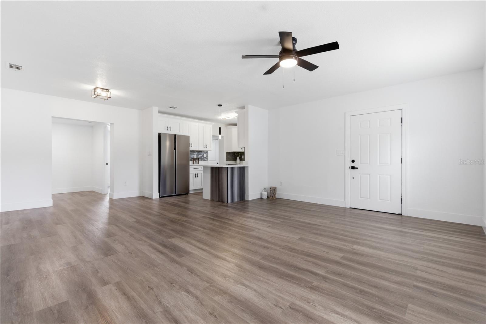 923 1ST AVE NW, LARGO, FL — photo 29