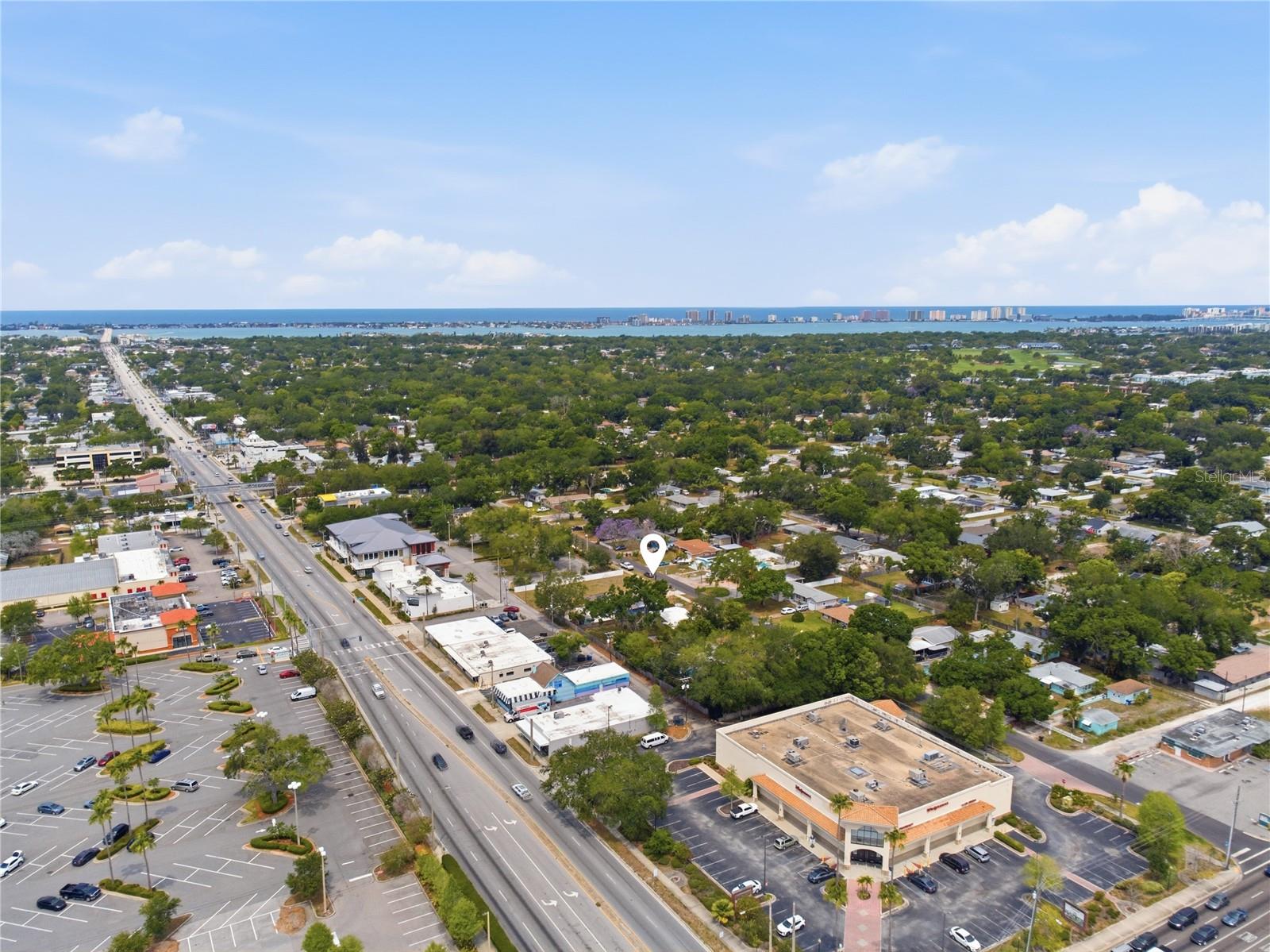 923 1ST AVE NW, LARGO, FL — photo 33