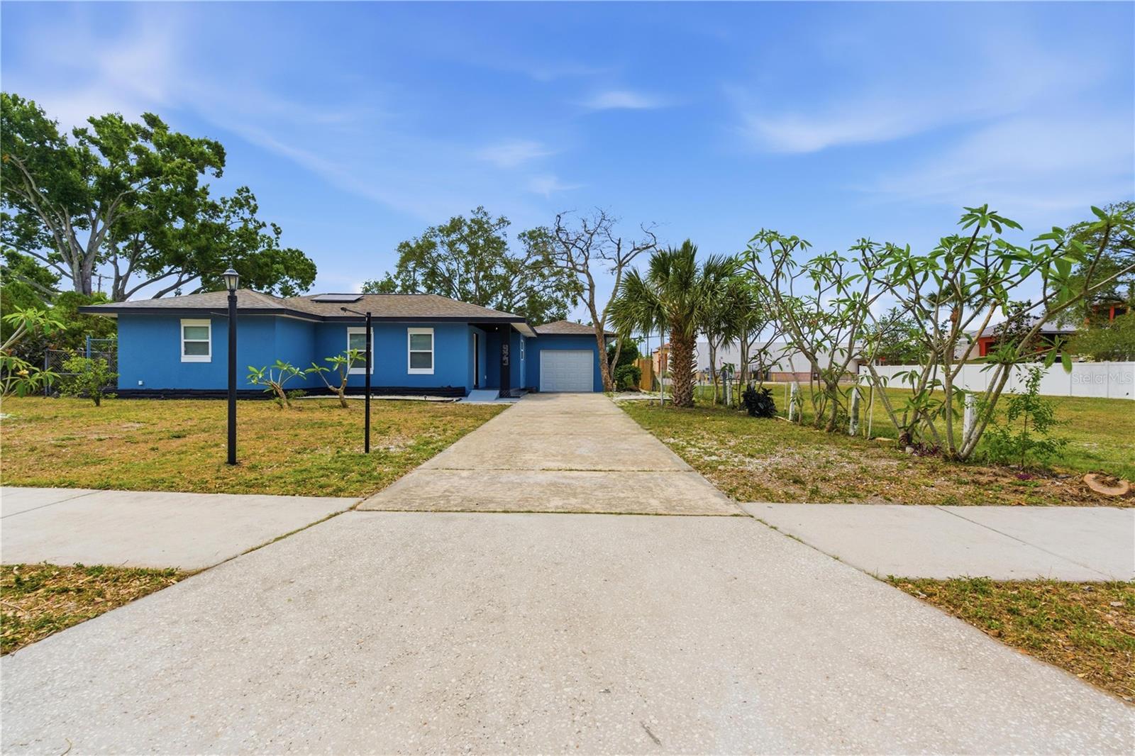 923 1ST AVE NW, LARGO, FL