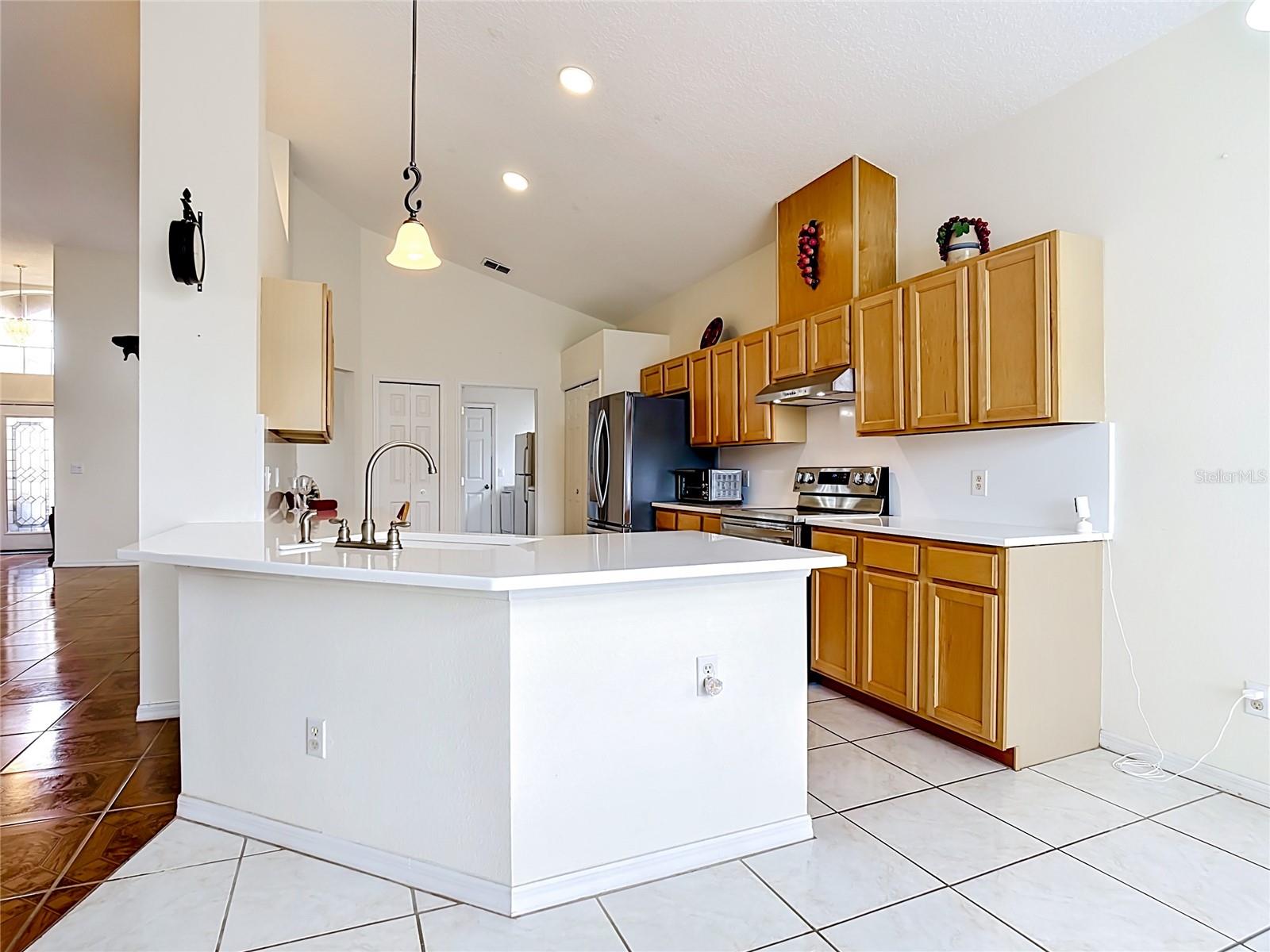 322 HIGH VISTA DR, DAVENPORT, FL — photo 17