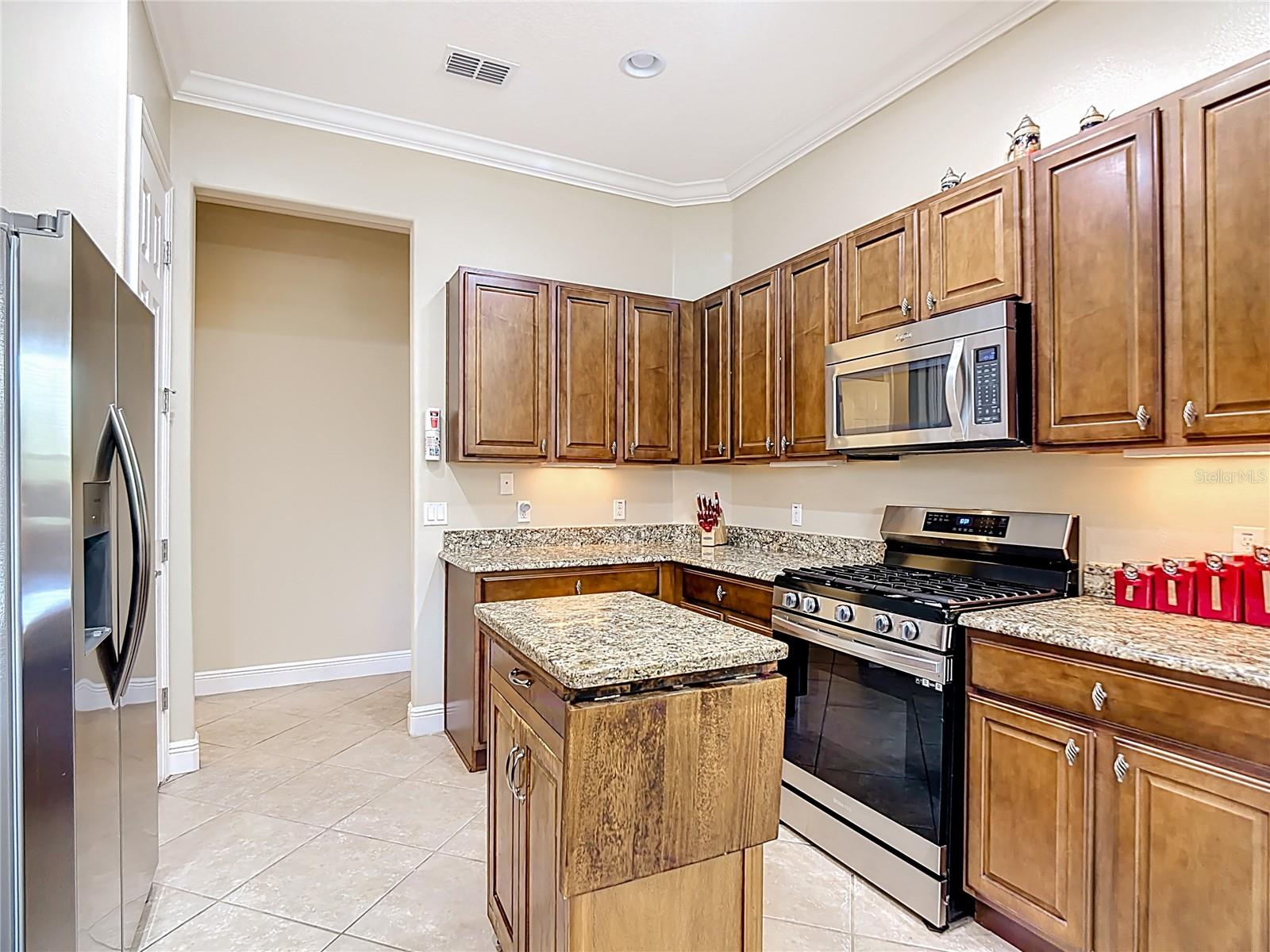 477 VILLA PARK RD, POINCIANA, FL — photo 9