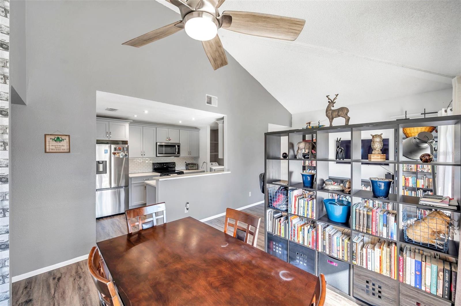 2937 BOUGH AVE #D, CLEARWATER, FL — photo 12