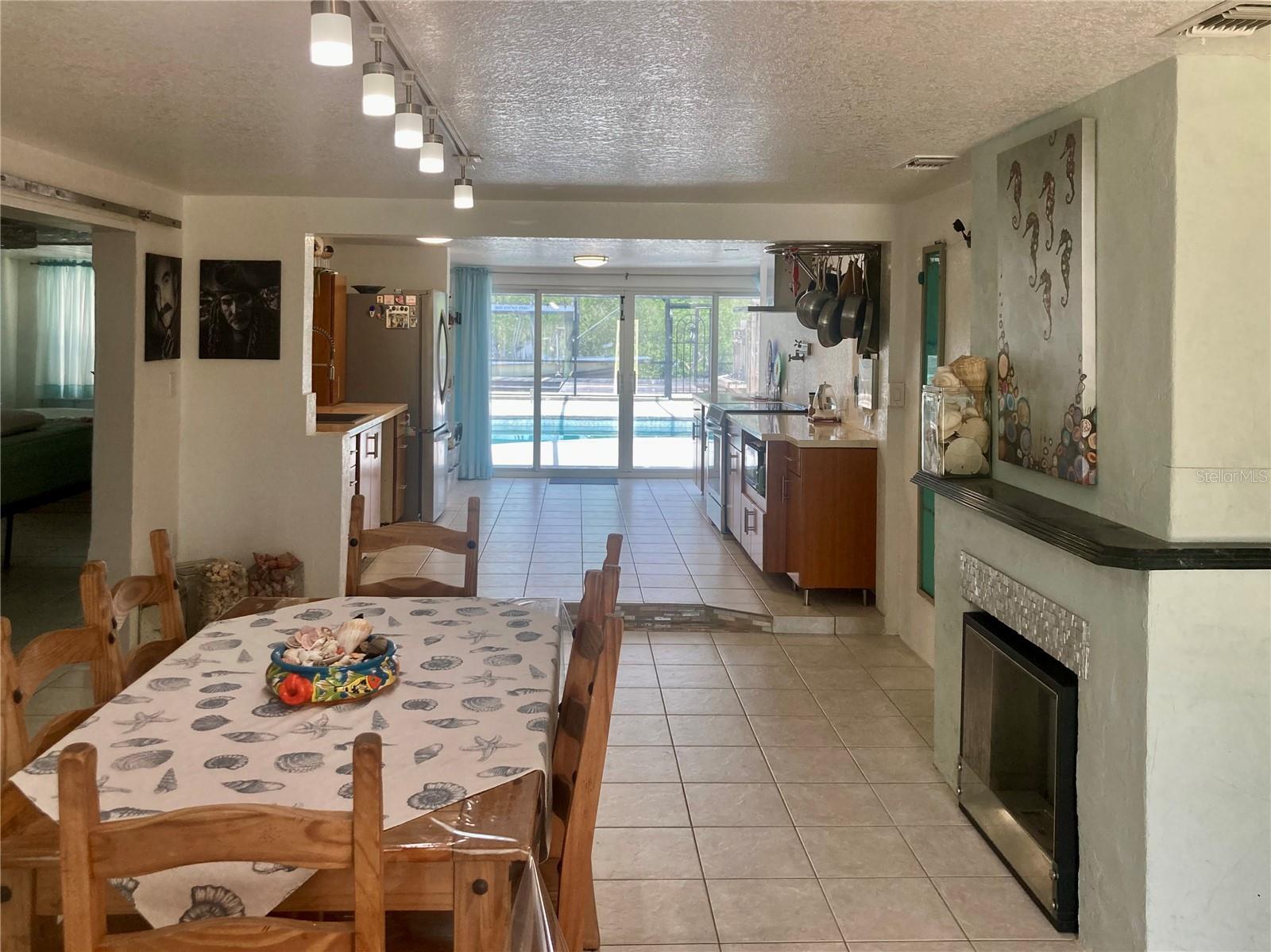 232 DARST AVE, PUNTA GORDA, FL — photo 4