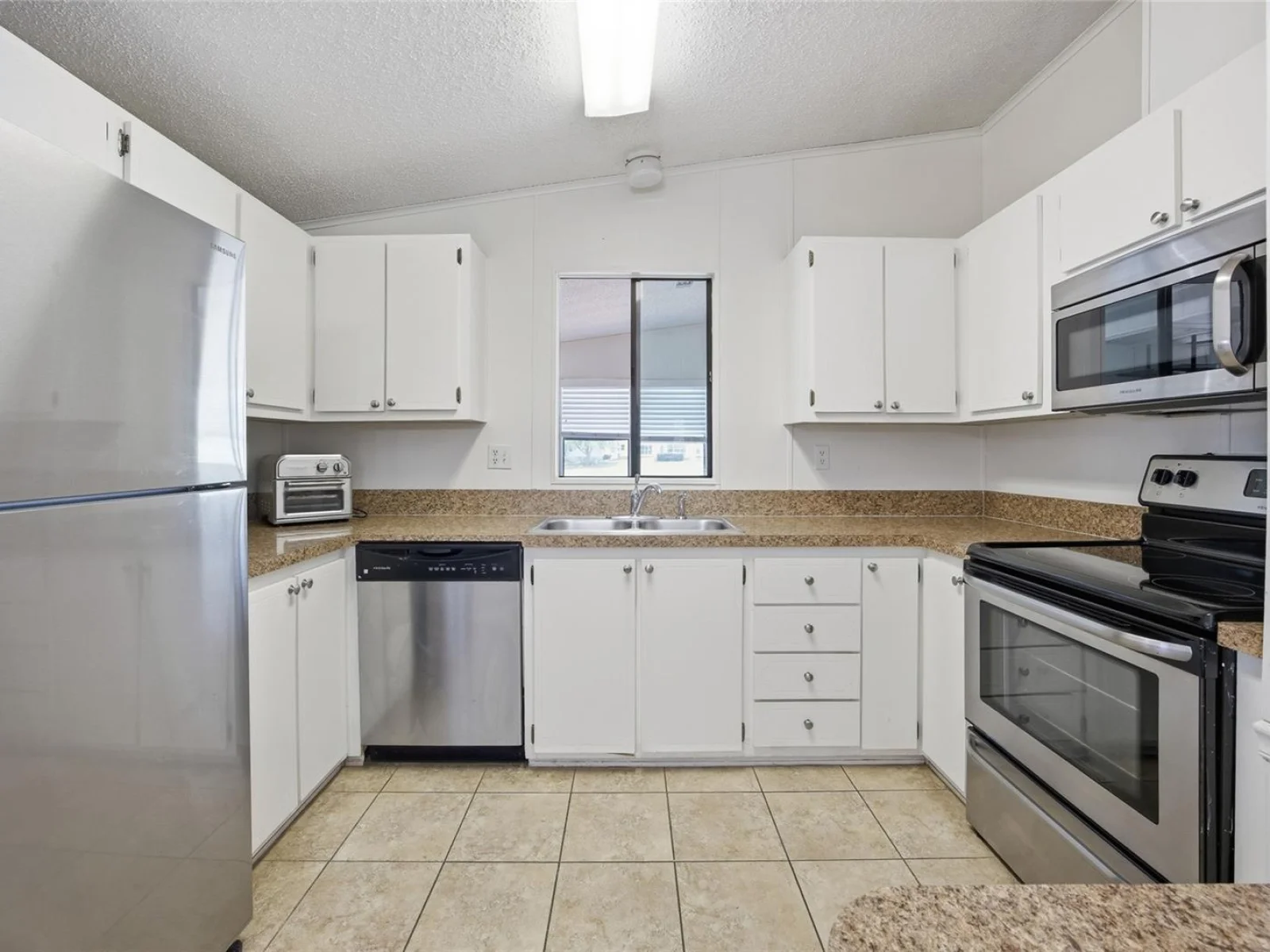 1609 MAGNOLIA AVE, THE VILLAGES, FL — photo 22