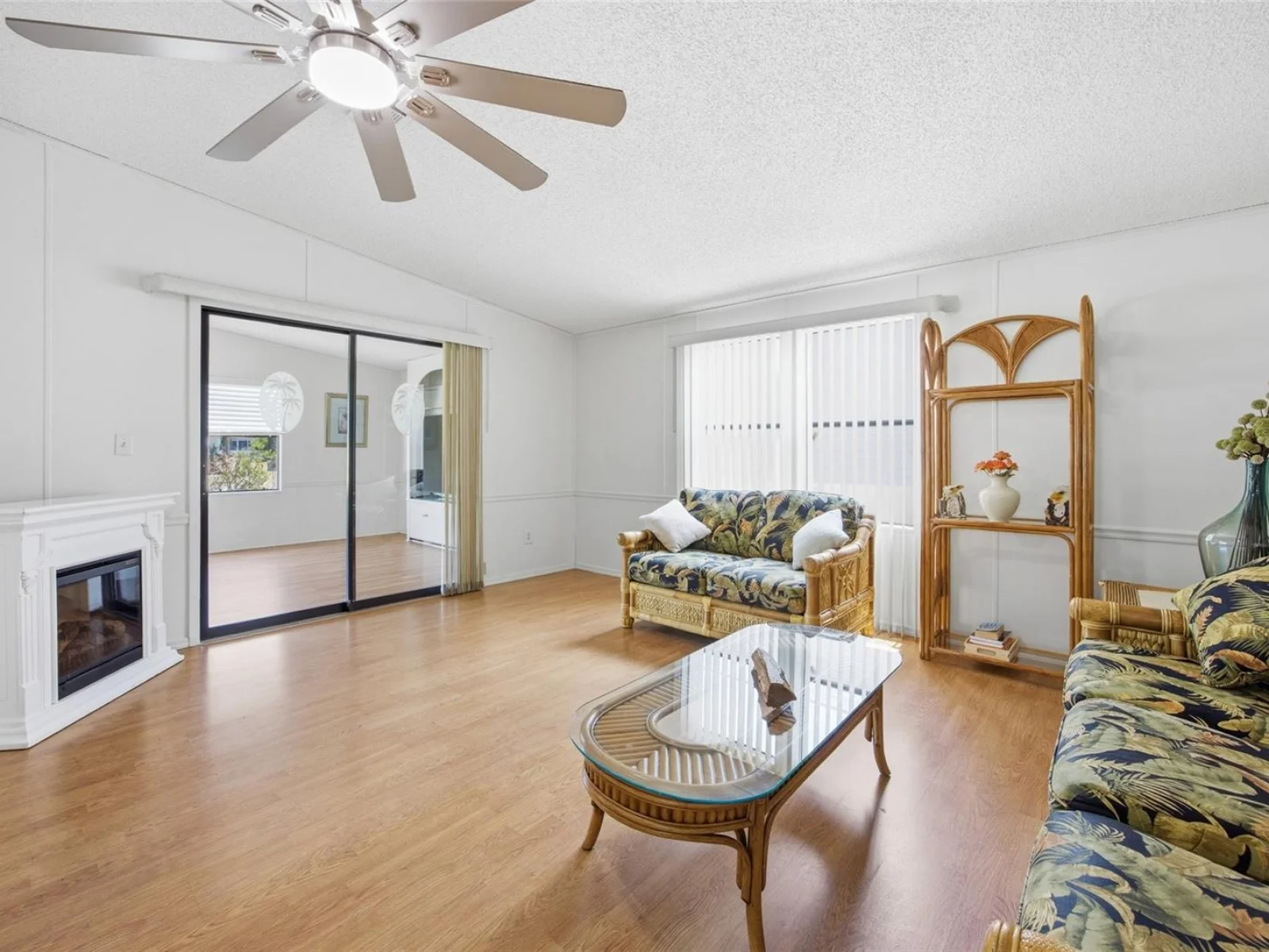 1609 MAGNOLIA AVE, THE VILLAGES, FL — photo 26