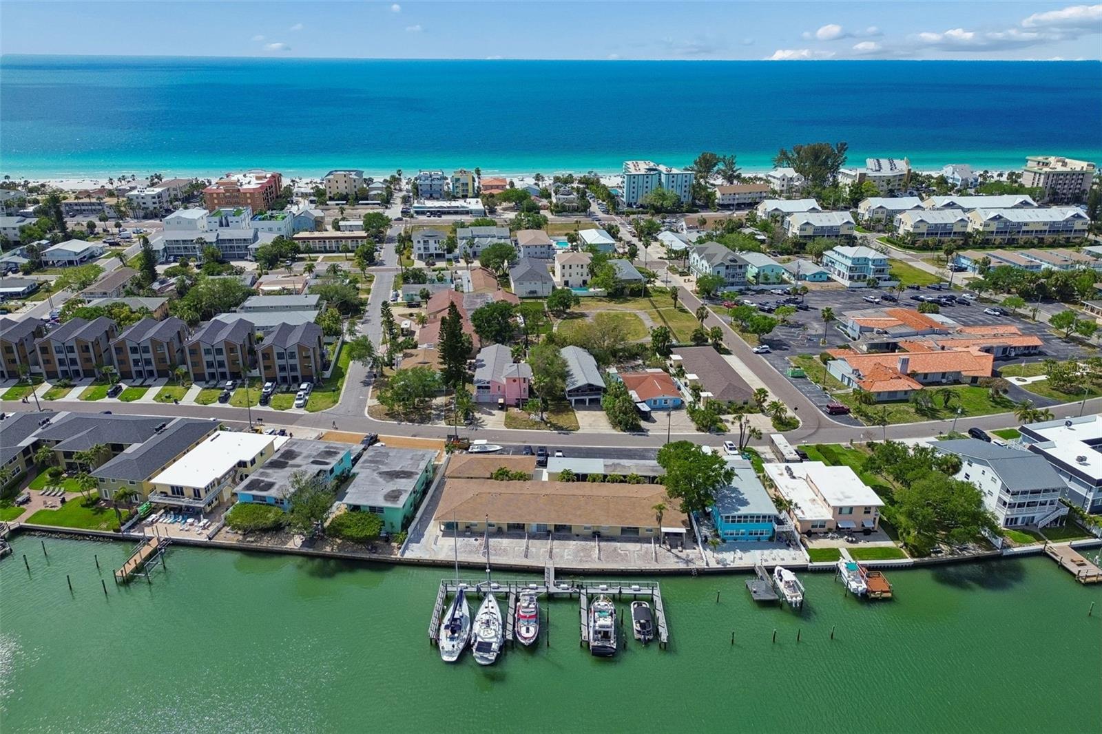 2307 BAY BLVD, INDIAN ROCKS BEACH, FL