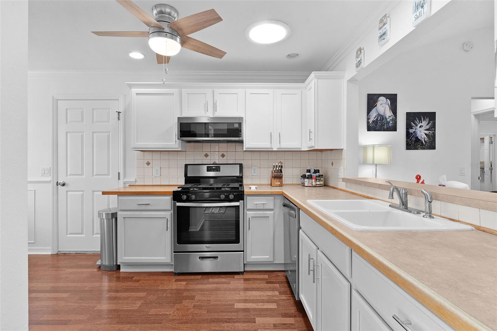 17107 SE 93RD EXETER CT, THE VILLAGES, FL — photo 14