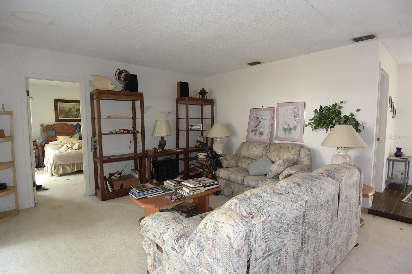 6832 QUAIL HOLLOW BLVD, WESLEY CHAPEL, FL — photo 7