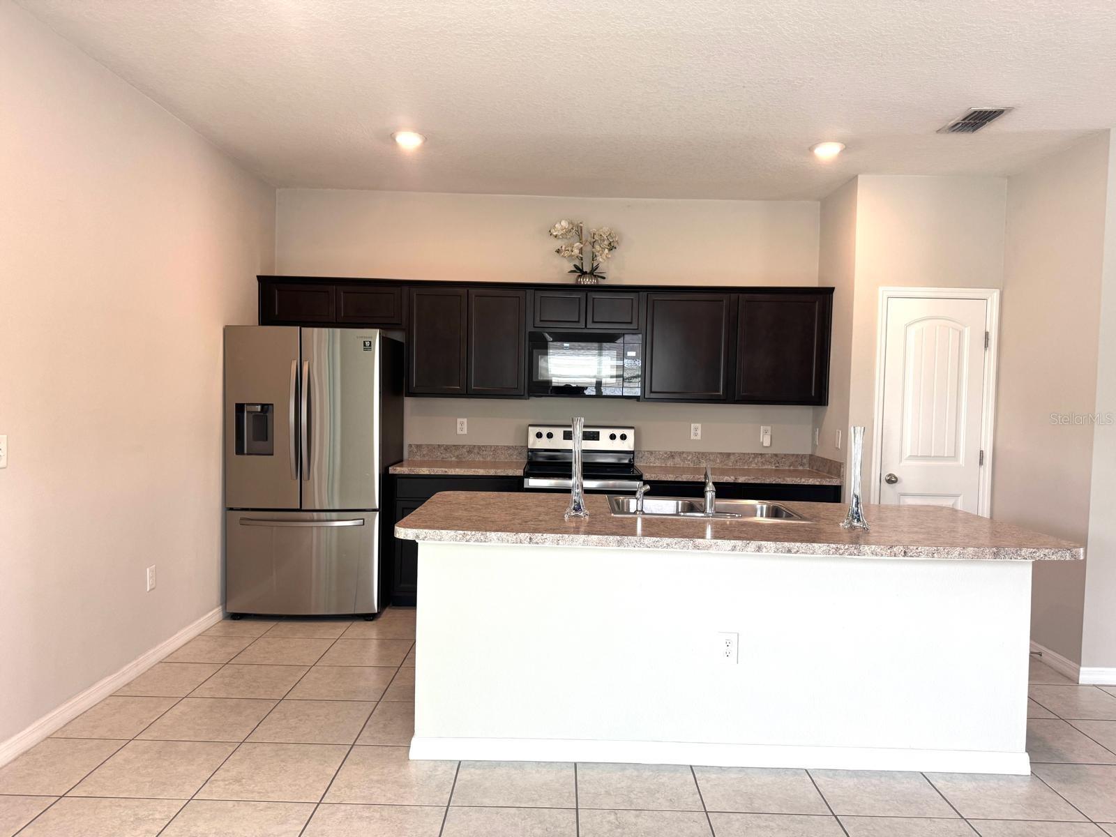 863 HUDSON VALLEY DR, KISSIMMEE, FL — photo 11