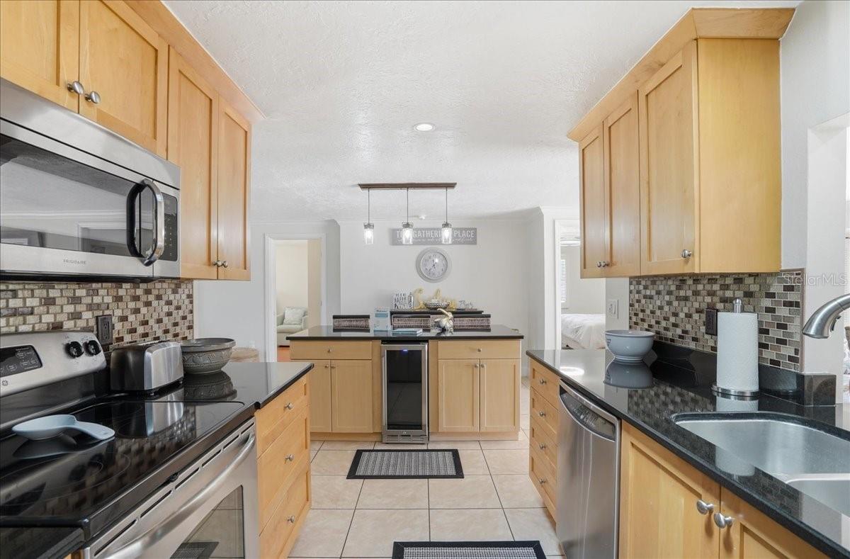 1129 RIVIERA ST, VENICE, FL — photo 15