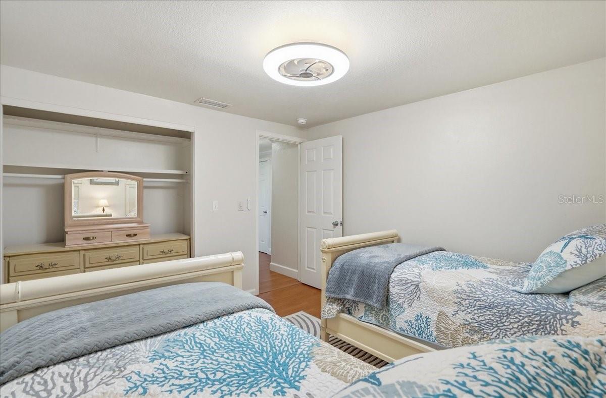 1129 RIVIERA ST, VENICE, FL — photo 26