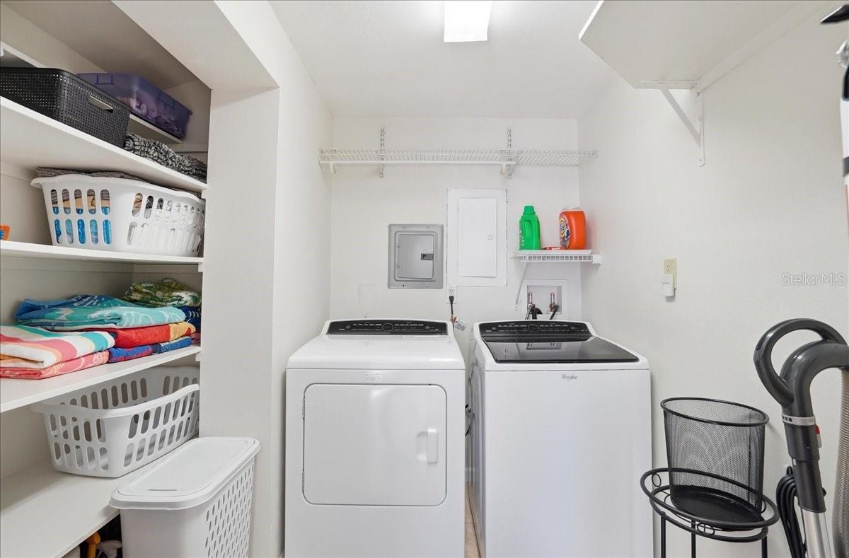 1129 RIVIERA ST, VENICE, FL — photo 27