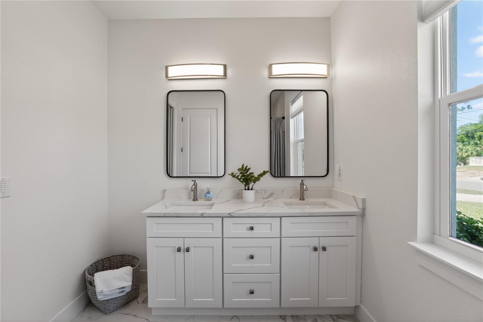 3090 QUARTER ST, NORTH PORT, FL — photo 26