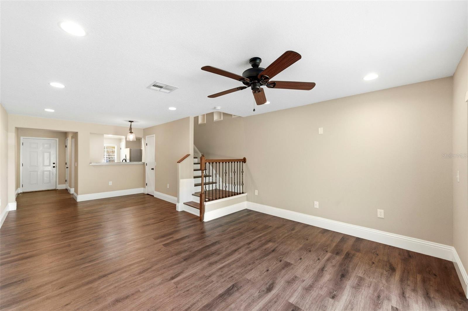 6811 DARTMOUTH HILL ST, RIVERVIEW, FL — photo 9