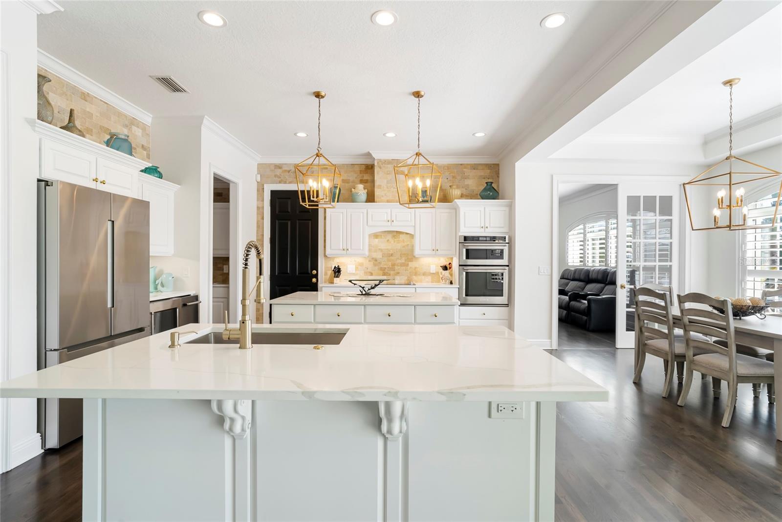 356 BELLEAIR DR NE, ST PETERSBURG, FL — photo 11