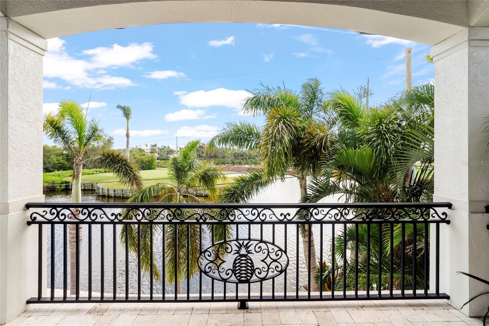 356 BELLEAIR DR NE, ST PETERSBURG, FL — photo 31
