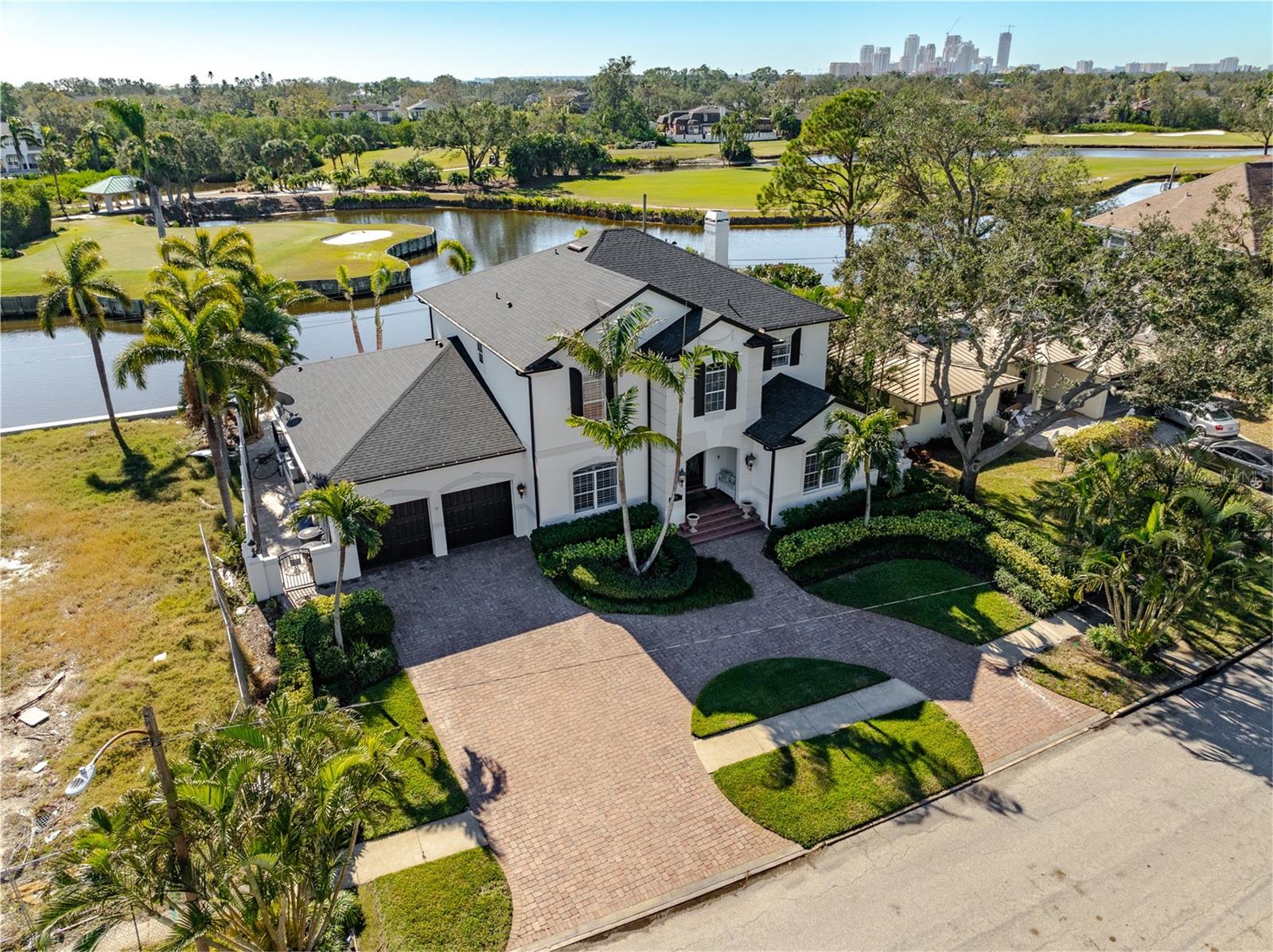 356 BELLEAIR DR NE, ST PETERSBURG, FL — photo 73