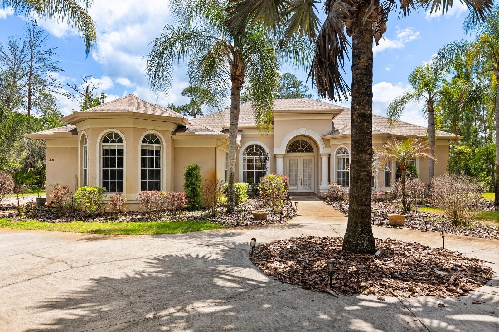 420 VALLEY STREAM DR, GENEVA, FL