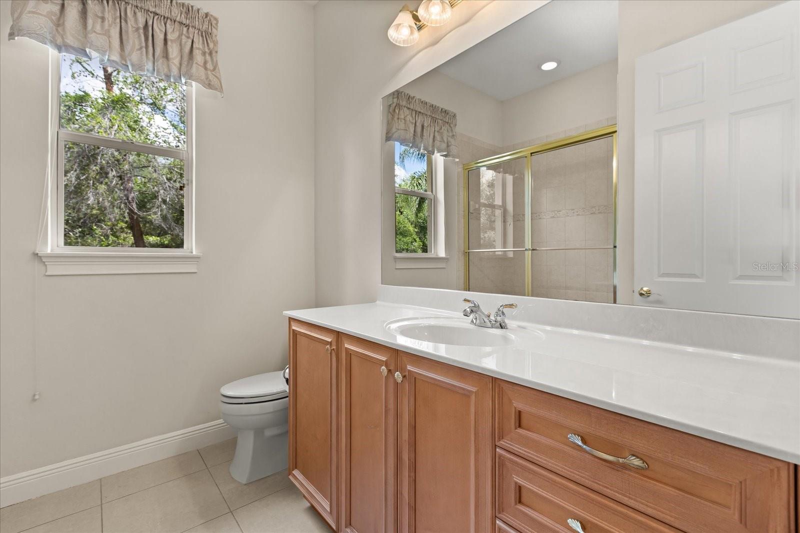 420 VALLEY STREAM DR, GENEVA, FL — photo 42