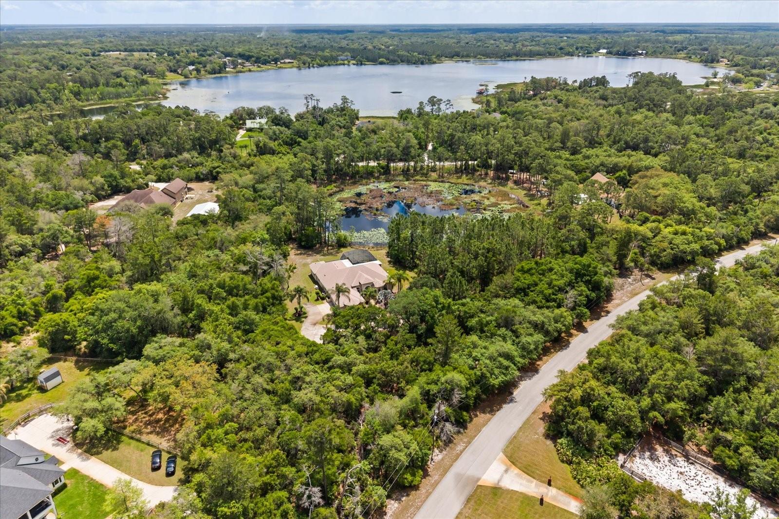 420 VALLEY STREAM DR, GENEVA, FL — photo 46