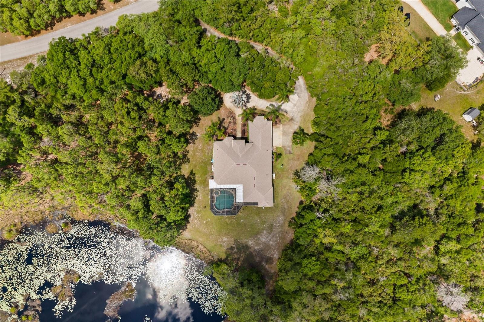 420 VALLEY STREAM DR, GENEVA, FL — photo 47