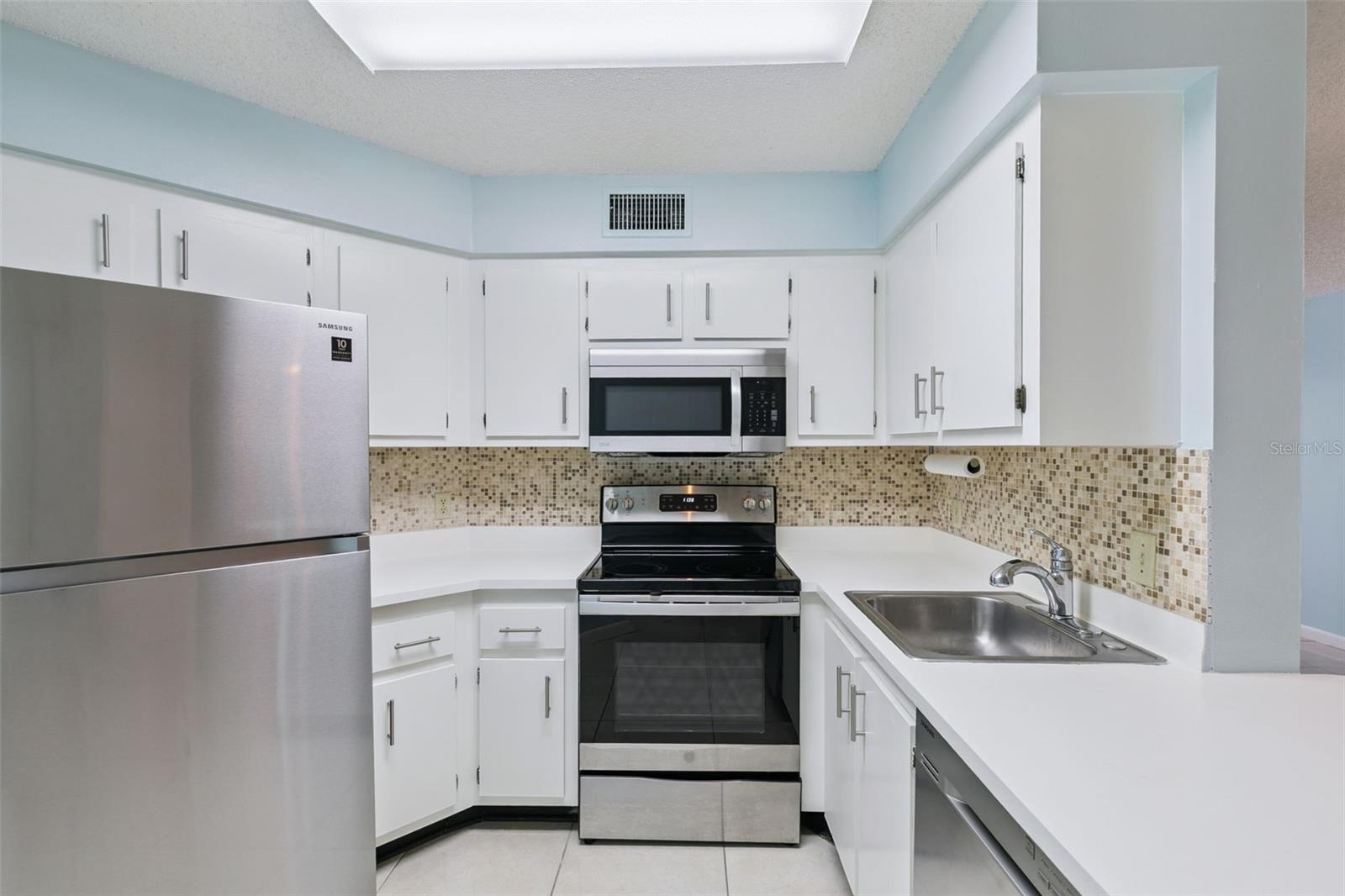 3685 ATRIUM DR #L1, ORLANDO, FL — photo 6