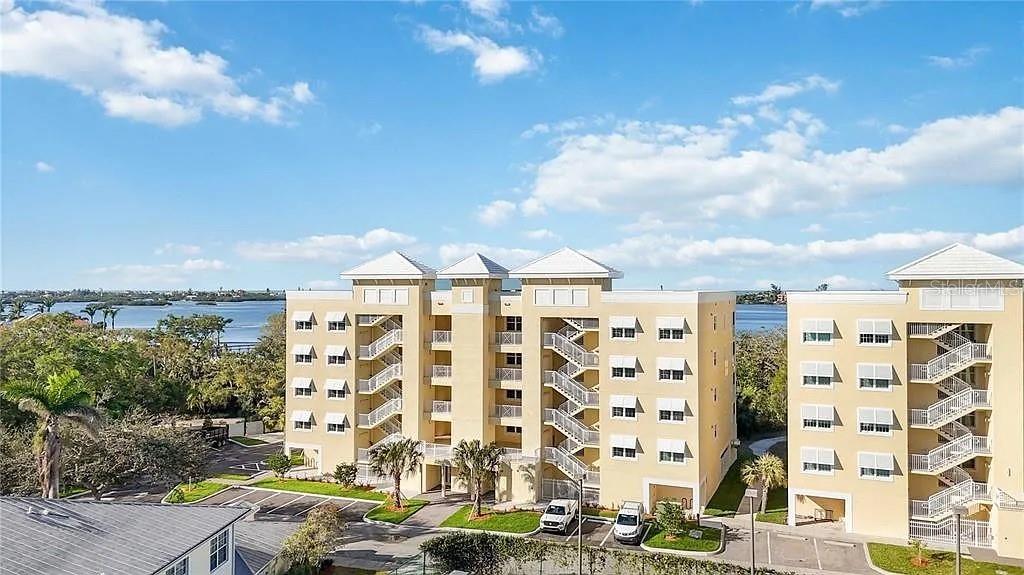 280 HIDDEN BAY DR #302, OSPREY, FL