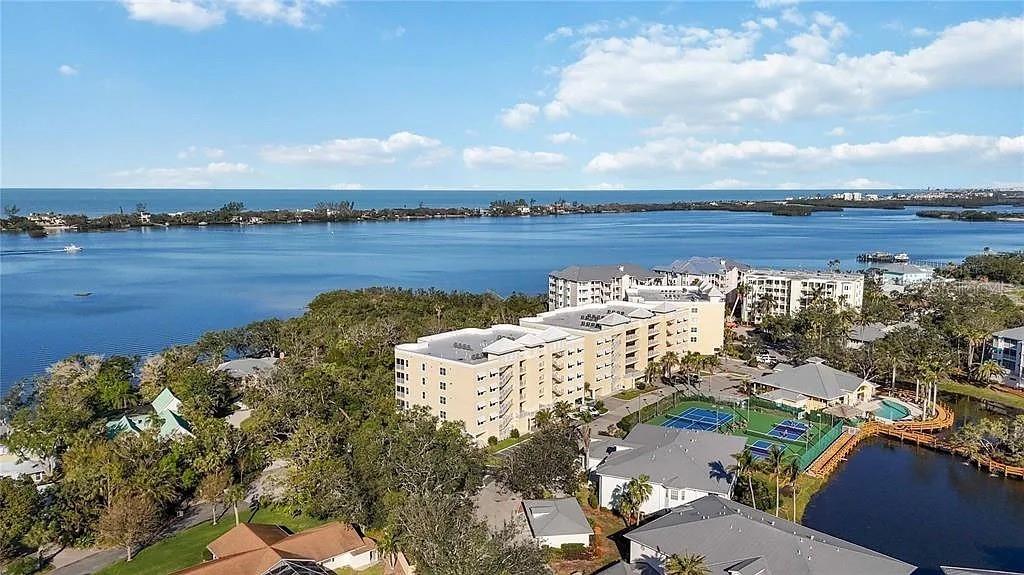 280 HIDDEN BAY DR #302, OSPREY, FL — photo 32