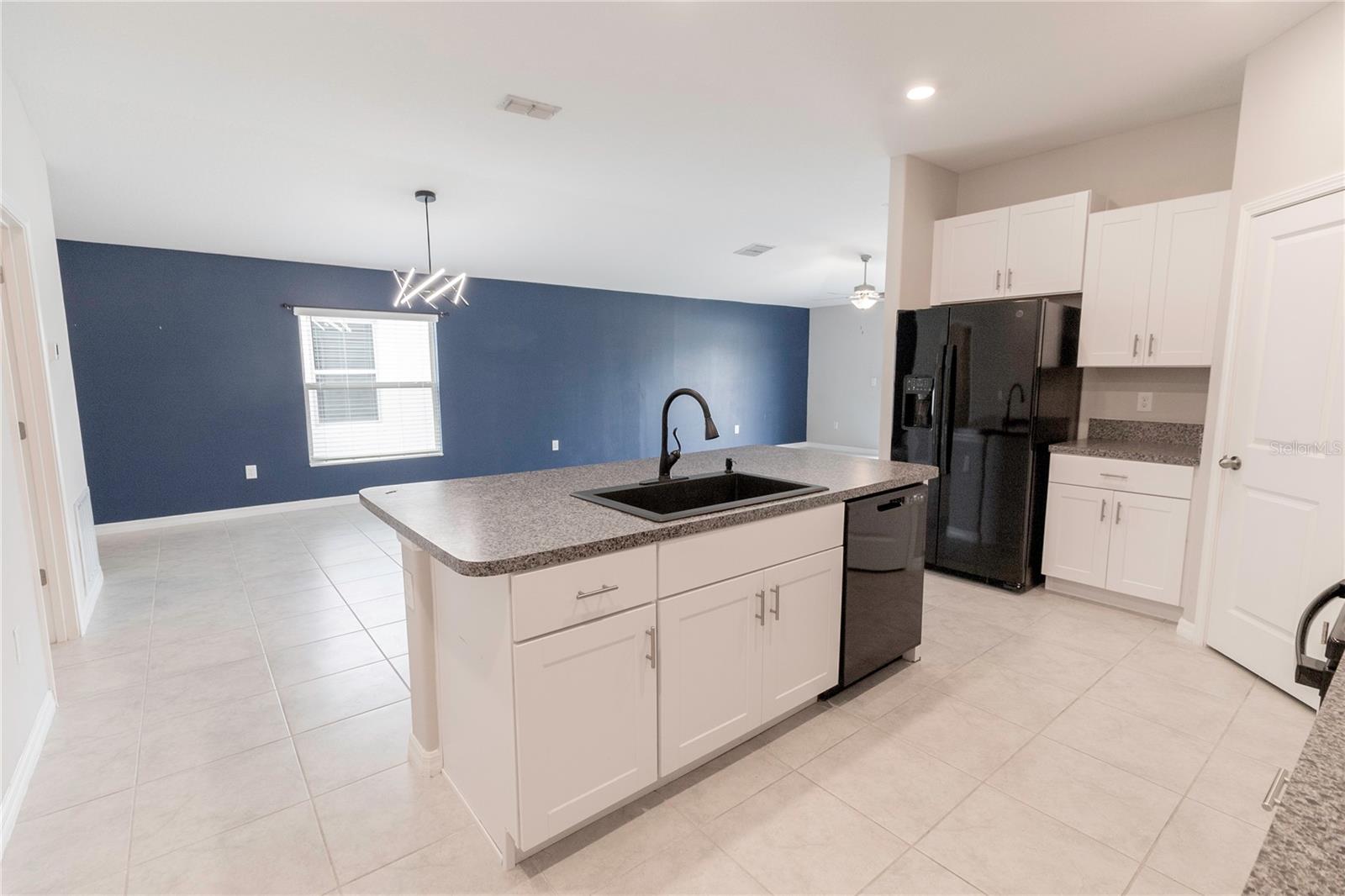4481 ETERNAL PRINCE DR, SUN CITY CENTER, FL — photo 10