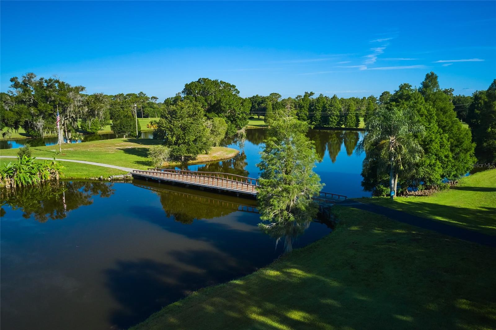 816 BOUGAINVILLE DR, INDIAN LAKE ESTATES, FL — photo 12