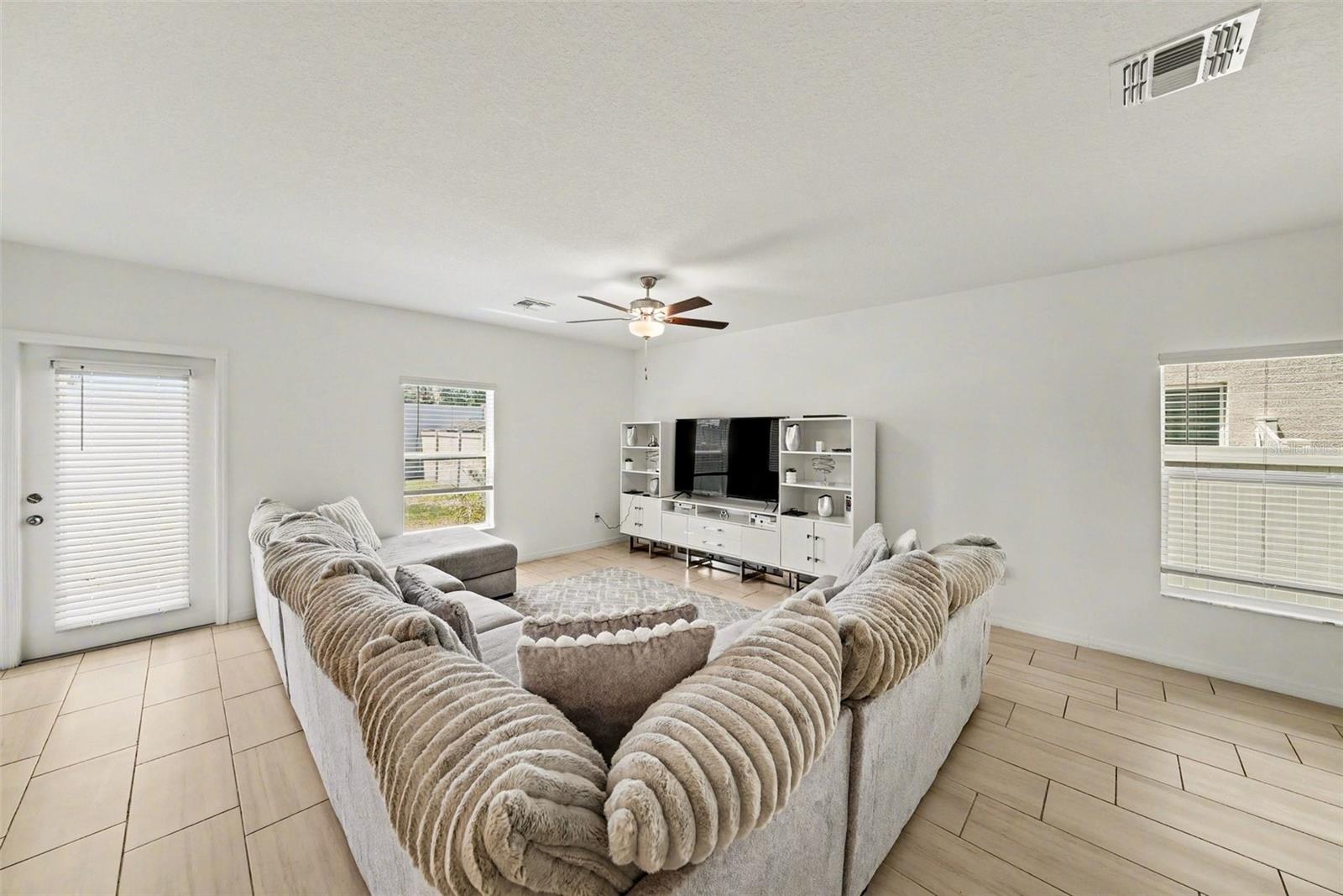 35194 ACKLEY TRCE, ZEPHYRHILLS, FL — photo 8
