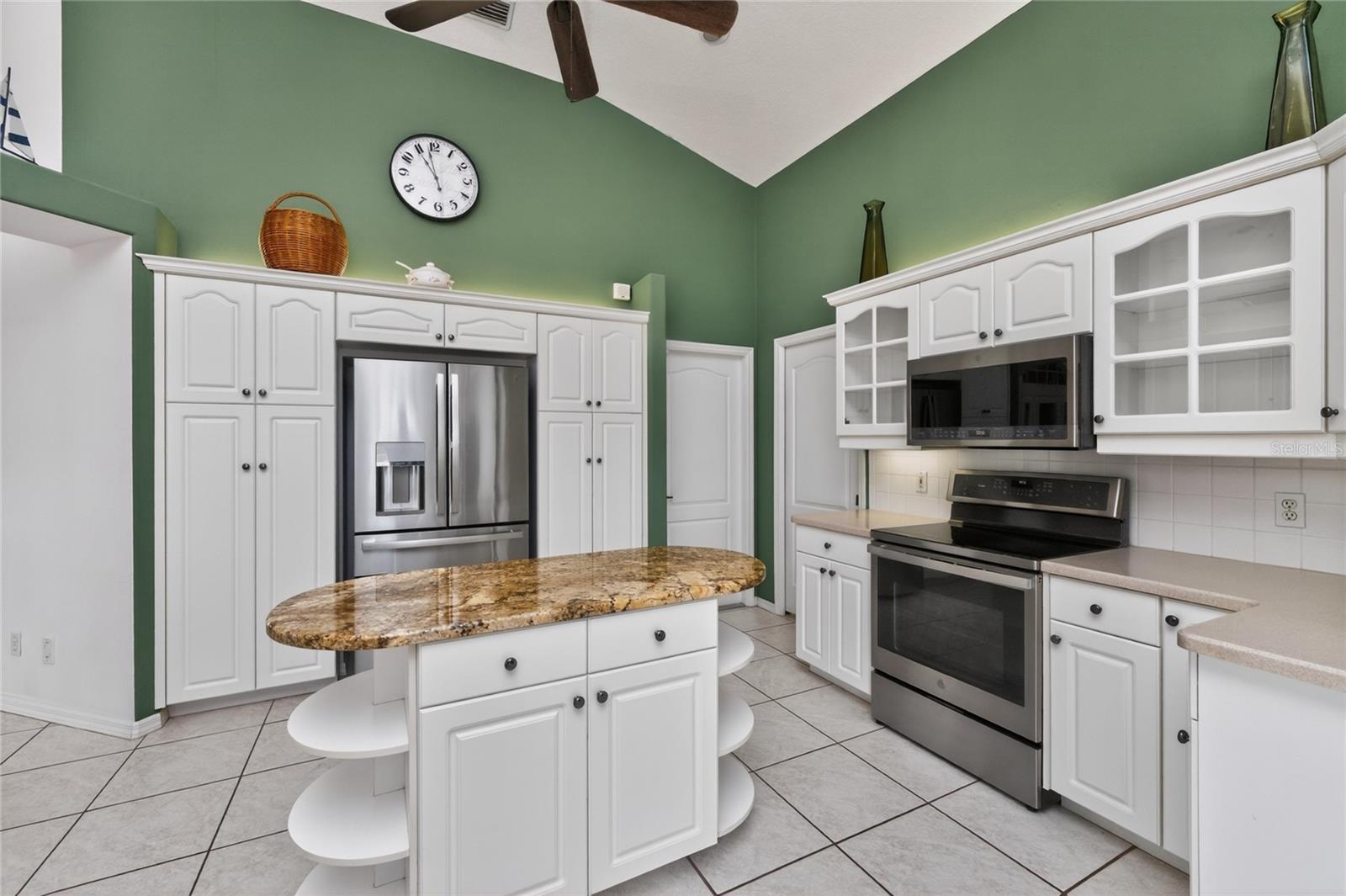 28 MEDALIST CT, ROTONDA WEST, FL — photo 19