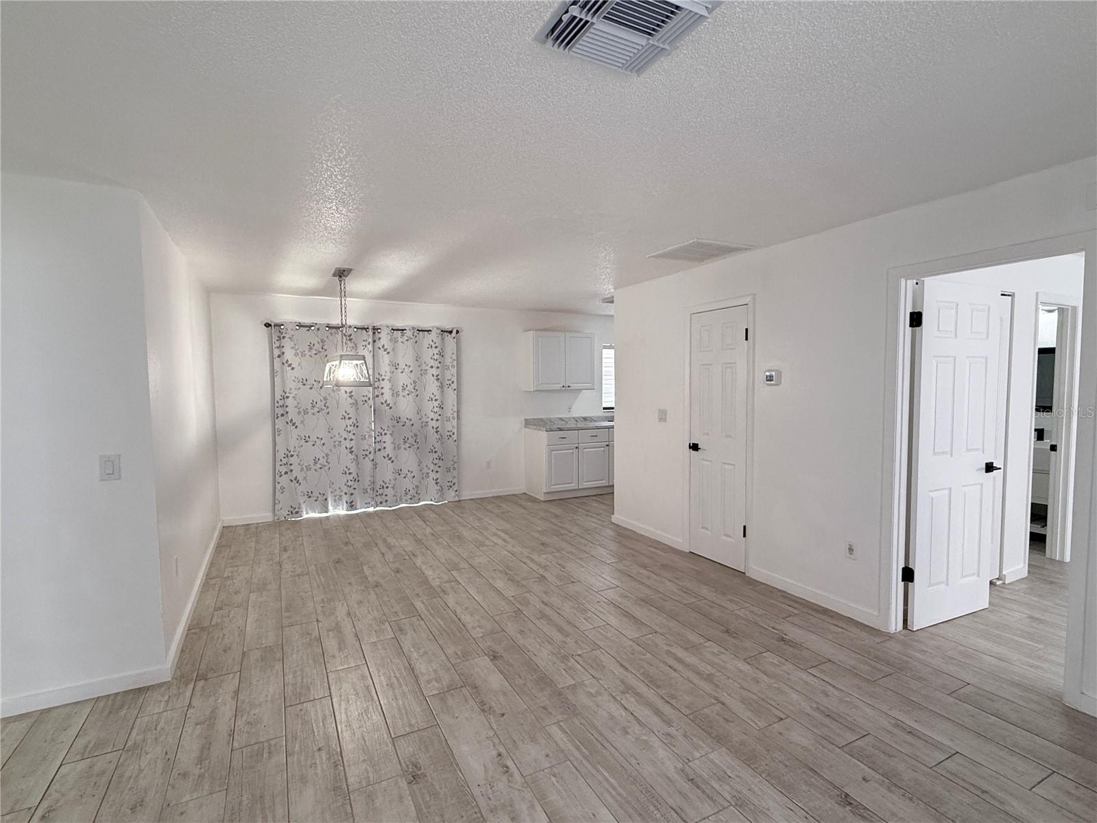 13186 THRUSH ST, SPRING HILL, FL — photo 7