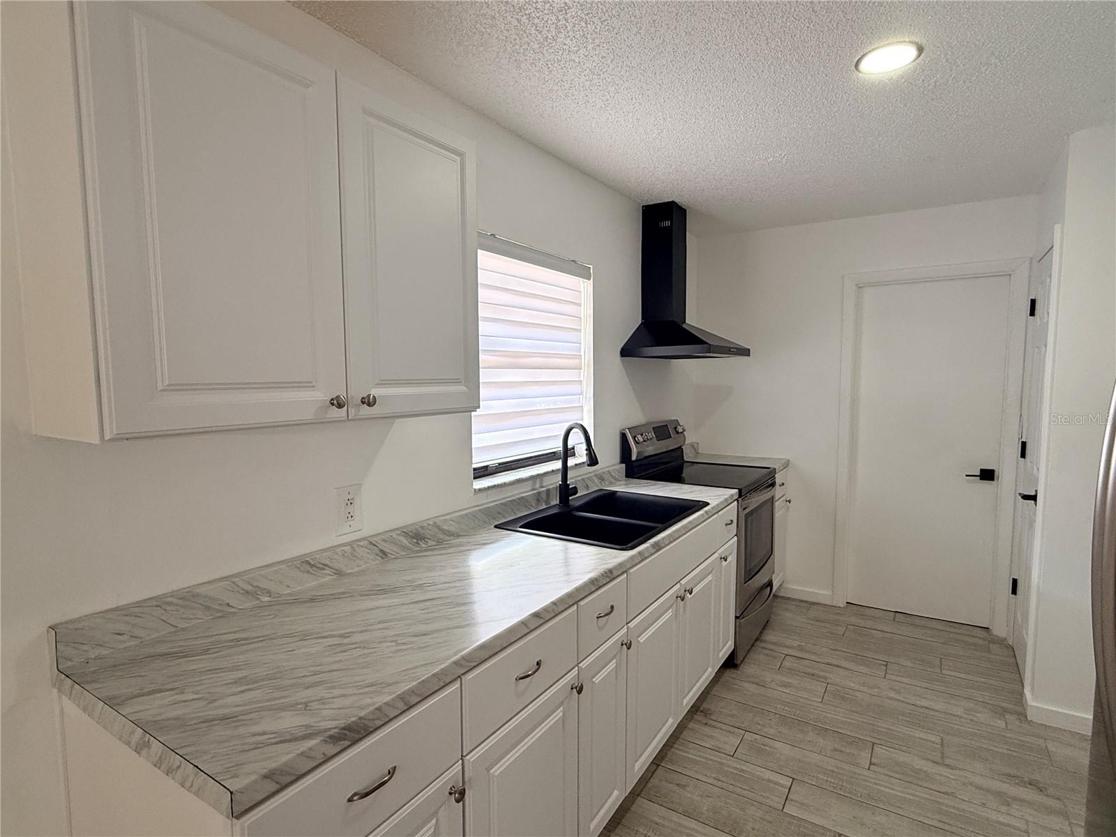 13186 THRUSH ST, SPRING HILL, FL — photo 8